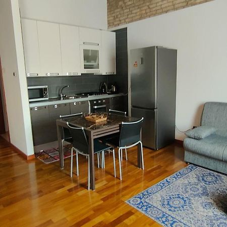 Urban 34 Apartment เตรวิโซ ภายนอก รูปภาพ